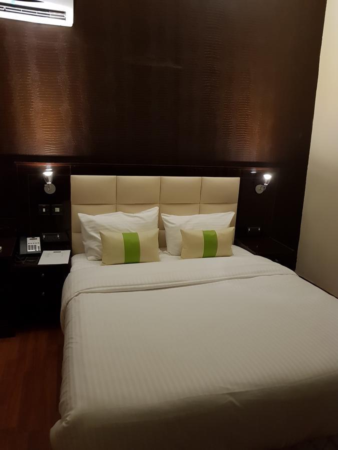 Nicotel Apartments Abuja Buitenkant foto