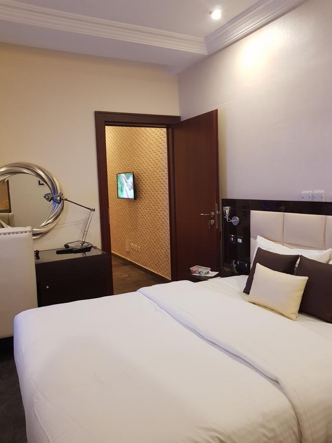 Nicotel Apartments Abuja Buitenkant foto